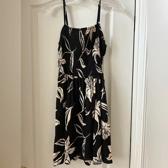 Angie Black and Cream Floral Dress- Size Medium with Adjustable straps - Picture 1 of 6